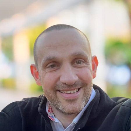 Photo of Ewan Kassir